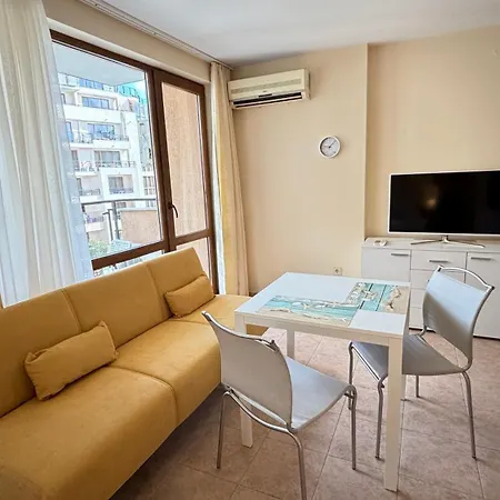 One Bedroom Apart Otel 3*
