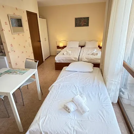 One Bedroom Apart Otel