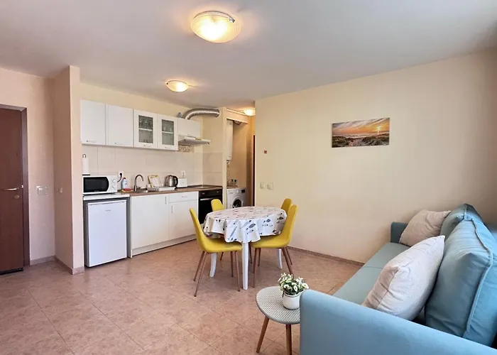 One Bedroom Апартхотел 3*